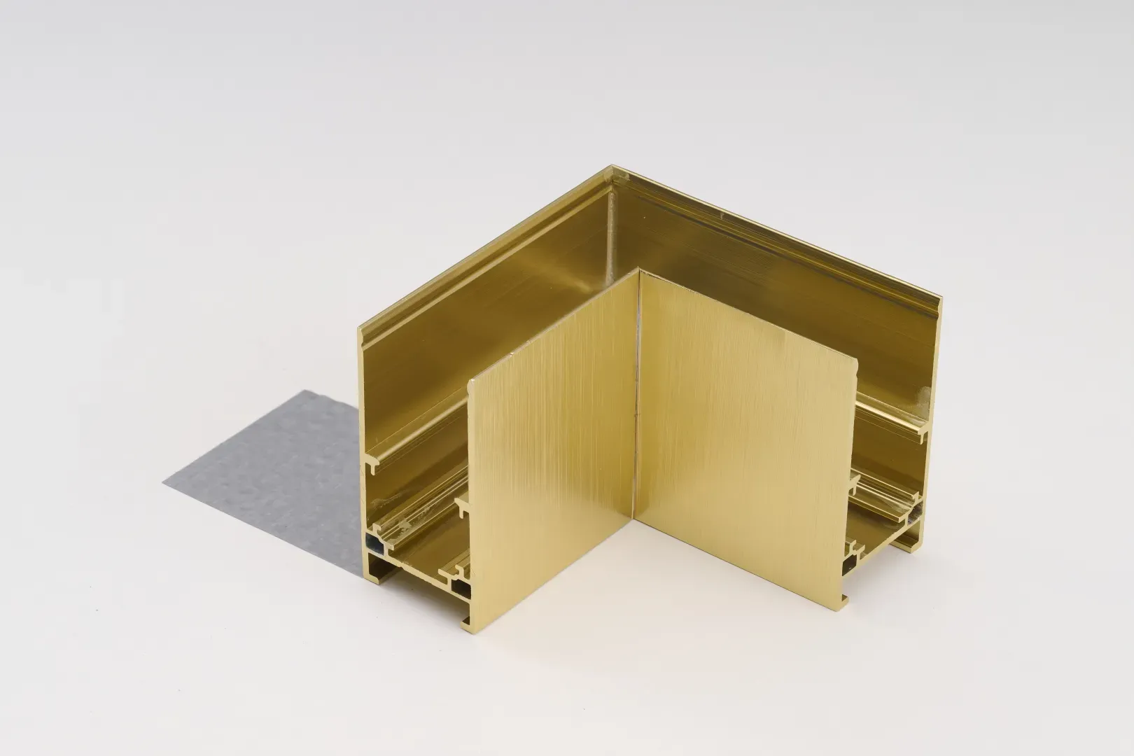 ALFA TRACK MAGNETIC52 CORNER90 A ANODISED GOLD